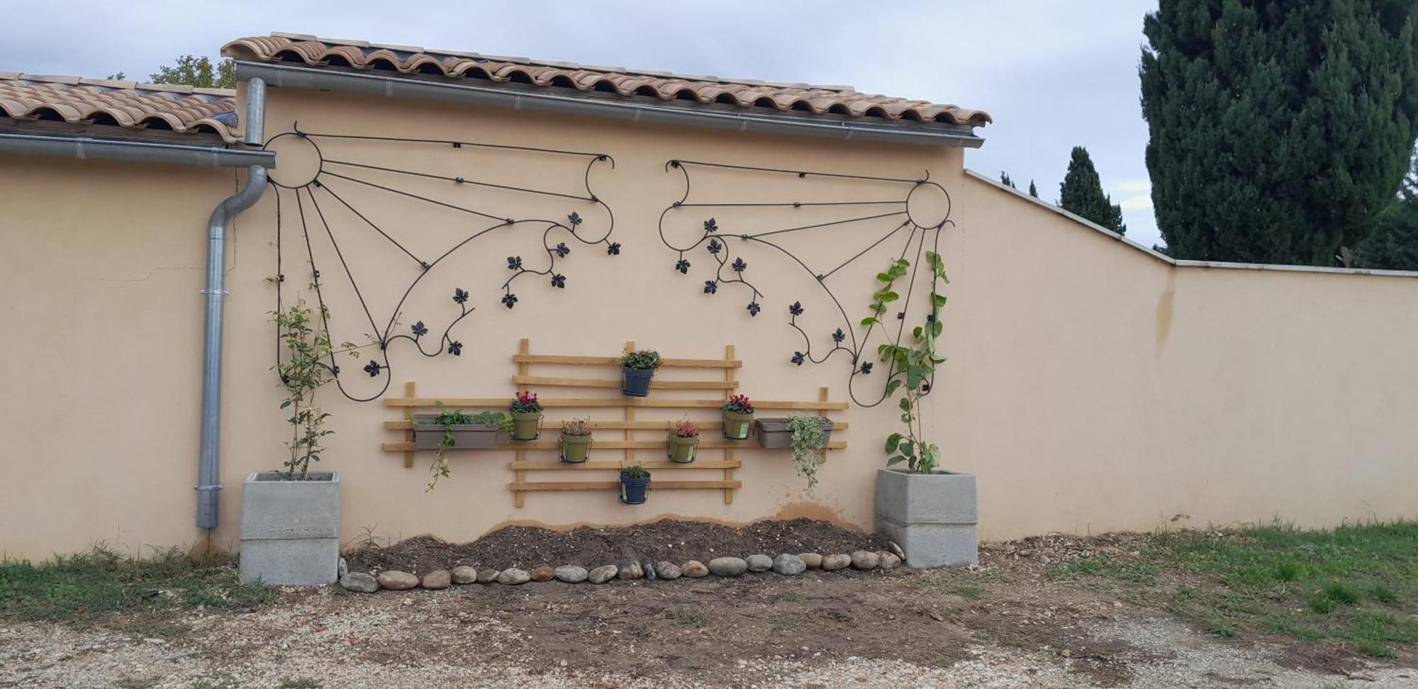 Mas La Gentille ,,, A La Campagne , Beautiful Outdoor , Swimming Pool , Pool House , Nice Green Garden , Bbq ,,, Only For You , Pour Passer Un Sejour Inoubliable Pernes-les-Fontaines Zewnętrze zdjęcie