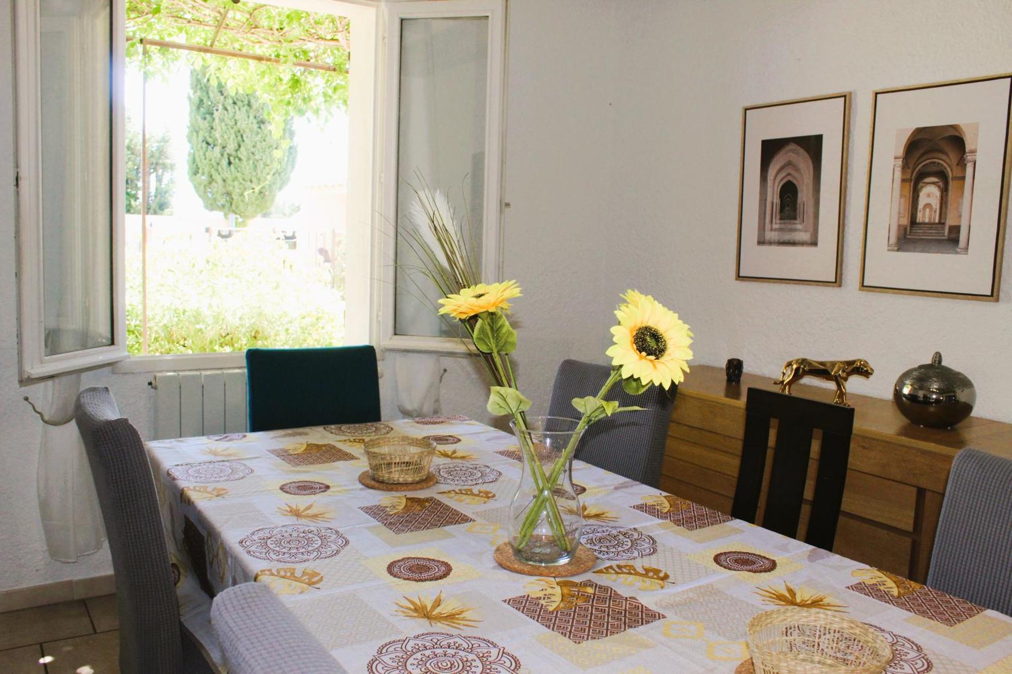 Mas La Gentille ,,, A La Campagne , Beautiful Outdoor , Swimming Pool , Pool House , Nice Green Garden , Bbq ,,, Only For You , Pour Passer Un Sejour Inoubliable Pernes-les-Fontaines Zewnętrze zdjęcie