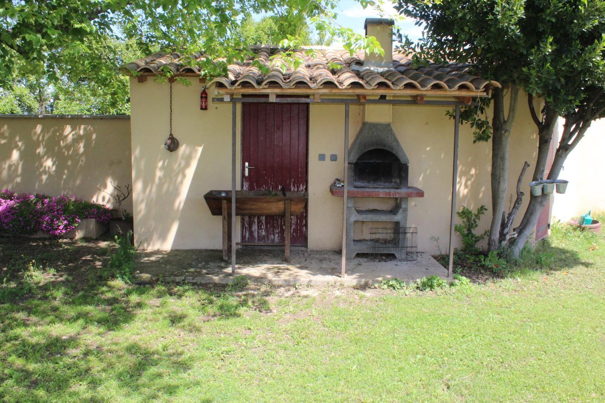 Mas La Gentille ,,, A La Campagne , Beautiful Outdoor , Swimming Pool , Pool House , Nice Green Garden , Bbq ,,, Only For You , Pour Passer Un Sejour Inoubliable Pernes-les-Fontaines Zewnętrze zdjęcie