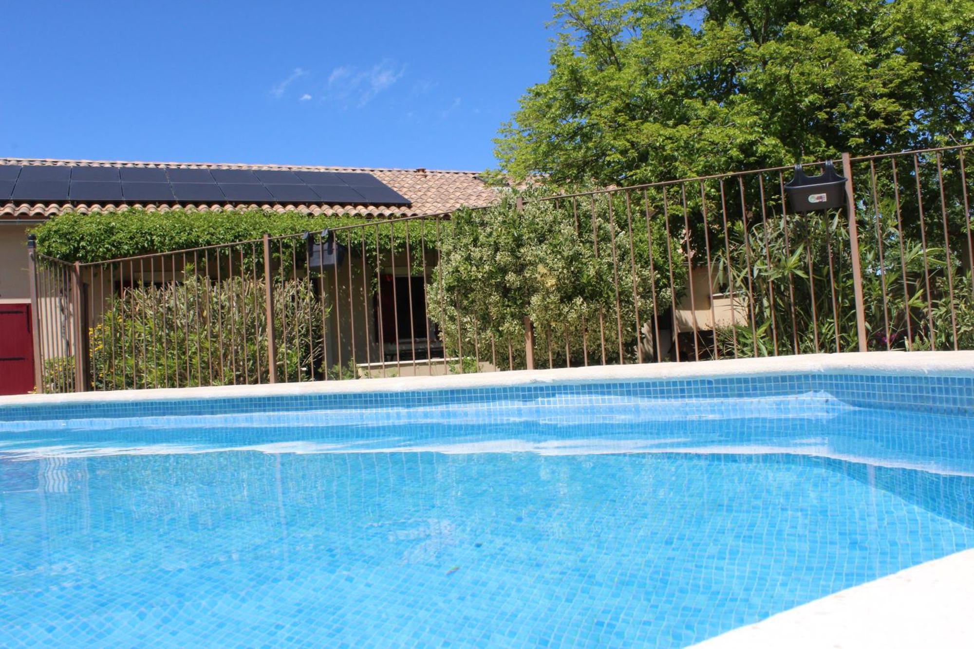 Mas La Gentille ,,, A La Campagne , Beautiful Outdoor , Swimming Pool , Pool House , Nice Green Garden , Bbq ,,, Only For You , Pour Passer Un Sejour Inoubliable Pernes-les-Fontaines Zewnętrze zdjęcie