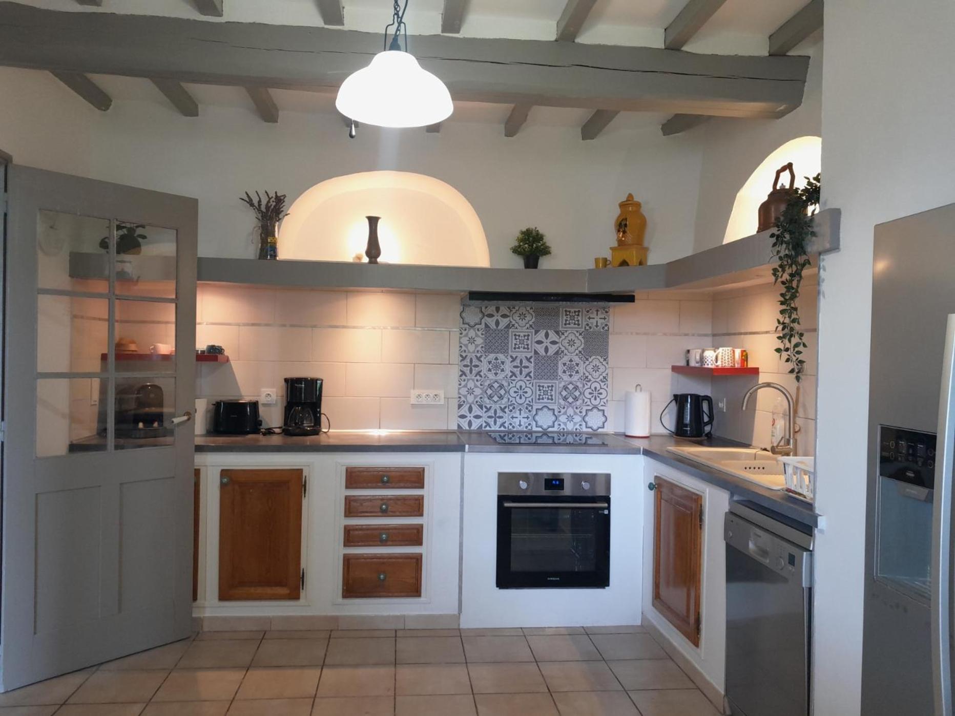 Mas La Gentille ,,, A La Campagne , Beautiful Outdoor , Swimming Pool , Pool House , Nice Green Garden , Bbq ,,, Only For You , Pour Passer Un Sejour Inoubliable Pernes-les-Fontaines Zewnętrze zdjęcie